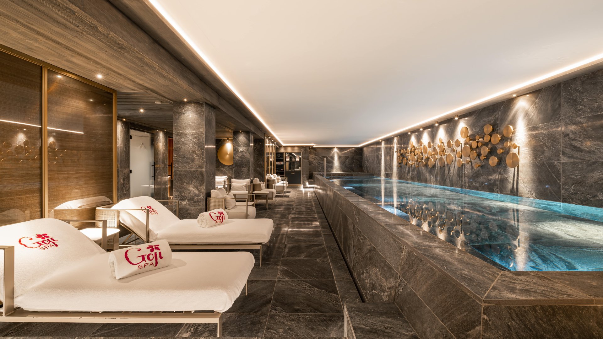 Le K2 Chogori - Pool